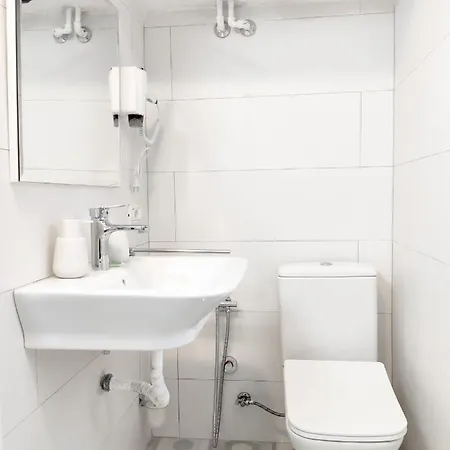 Tanners' Bridge * ティラナ