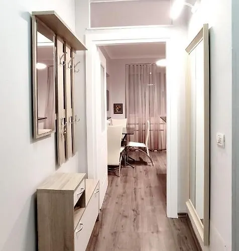 Tanners' Bridge Apartman *